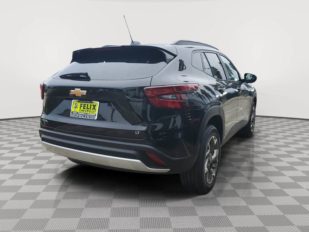 New 2026 Chevrolet Trax LT image 3