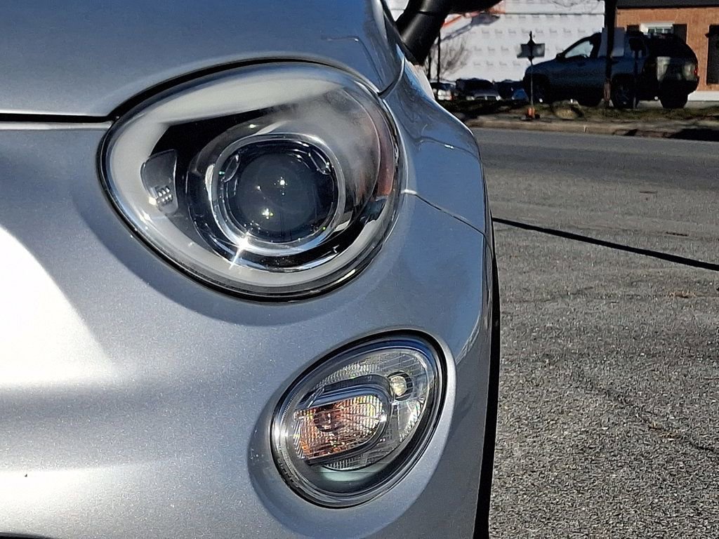 Used 2017 FIAT 500X Trekking w/ Advanced Safety Package image 9