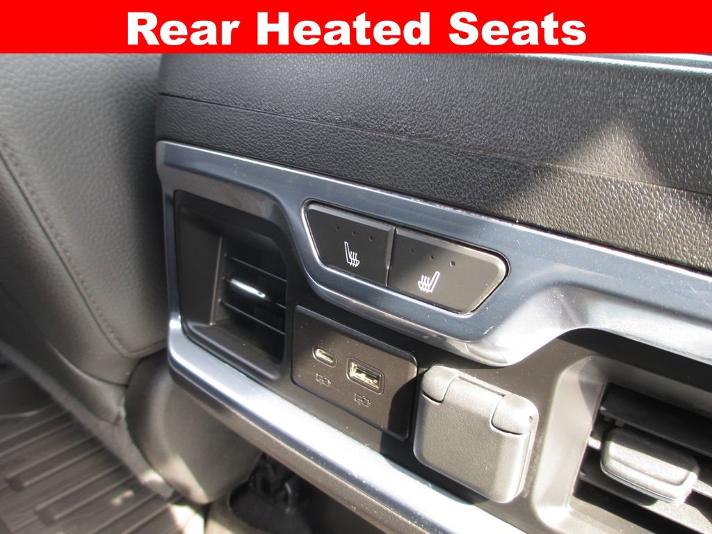 Used 2022 GMC Sierra 3500 Denali image 29