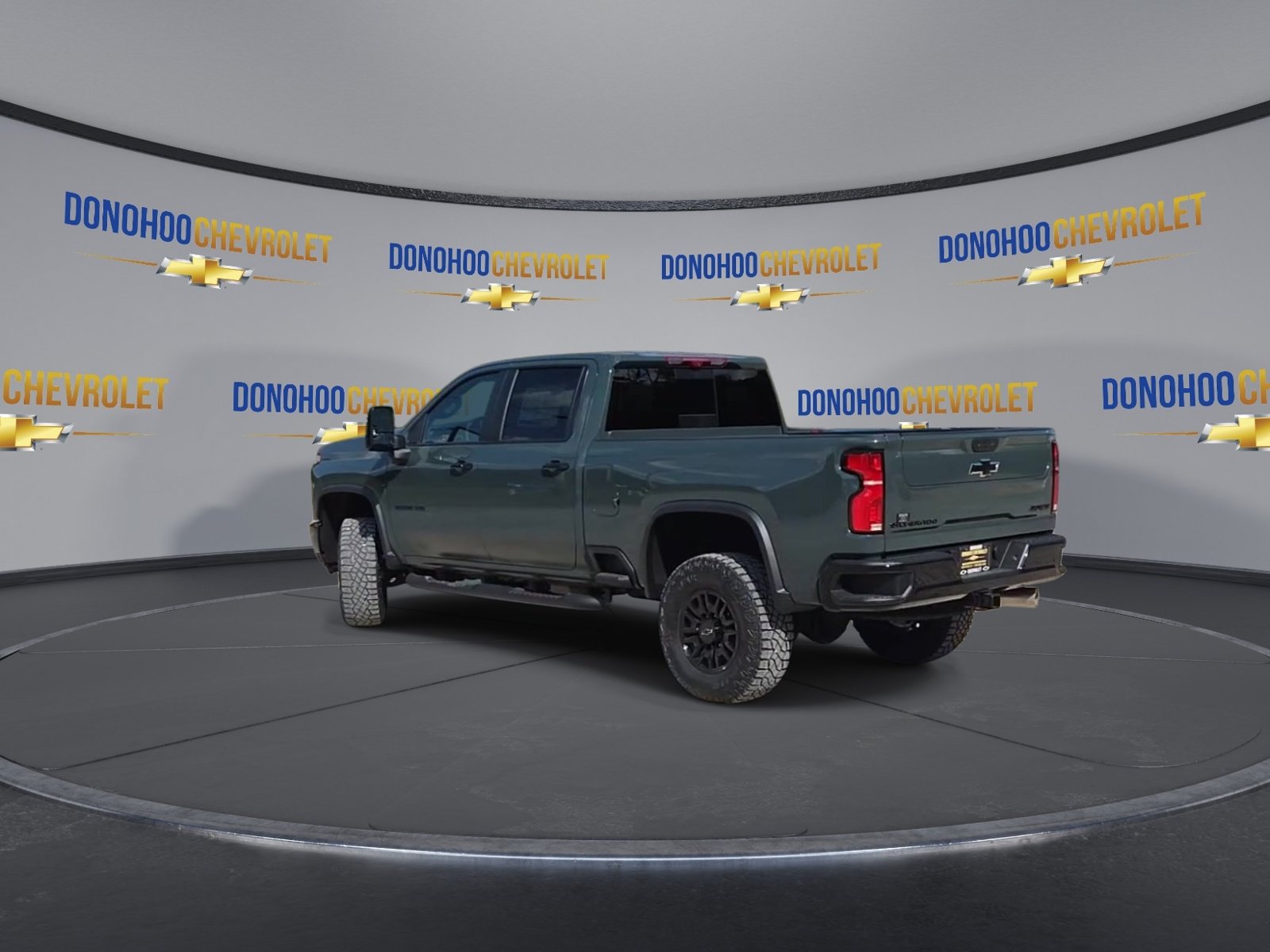 New 2026 Chevrolet Silverado 2500 ZR2 w/ LPO, Dark Essentials Package AWD/4WD image 5