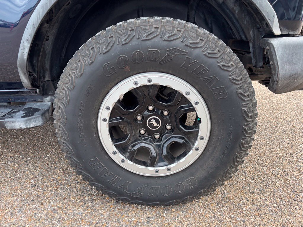 Used 2021 Ford Bronco Big Bend w/ Sasquatch Package AWD/4WD image 8