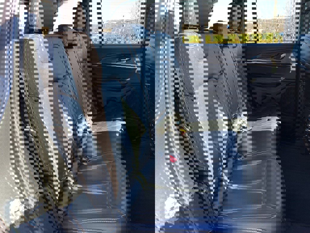 Used 2025 Jeep Grand Cherokee Limited image 22