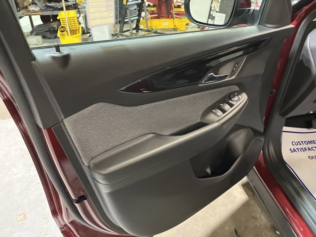 Used 2025 Chevrolet TrailBlazer LT image 11