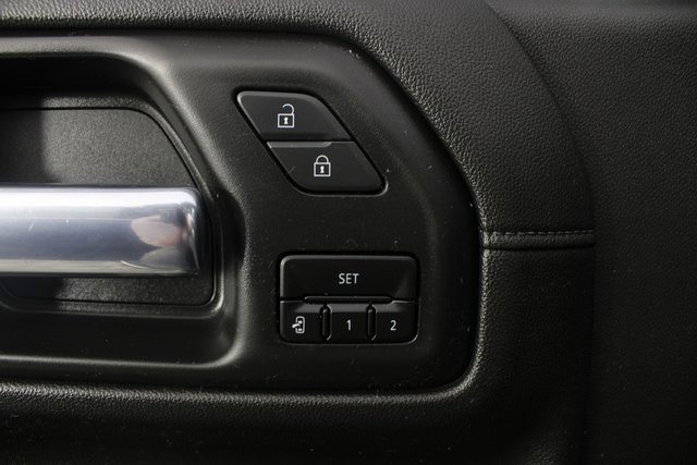 Used 2020 GMC Sierra 1500 Denali w/ Denali Ultimate Package image 17