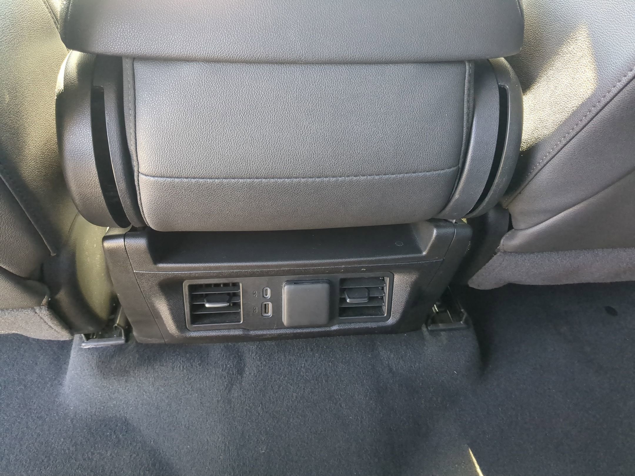 Used 2025 GMC Sierra 1500 SLT AWD/4WD image 28