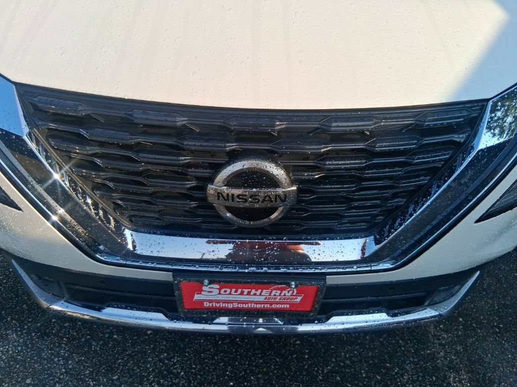 Used 2021 Nissan Rogue Platinum FWD image 14