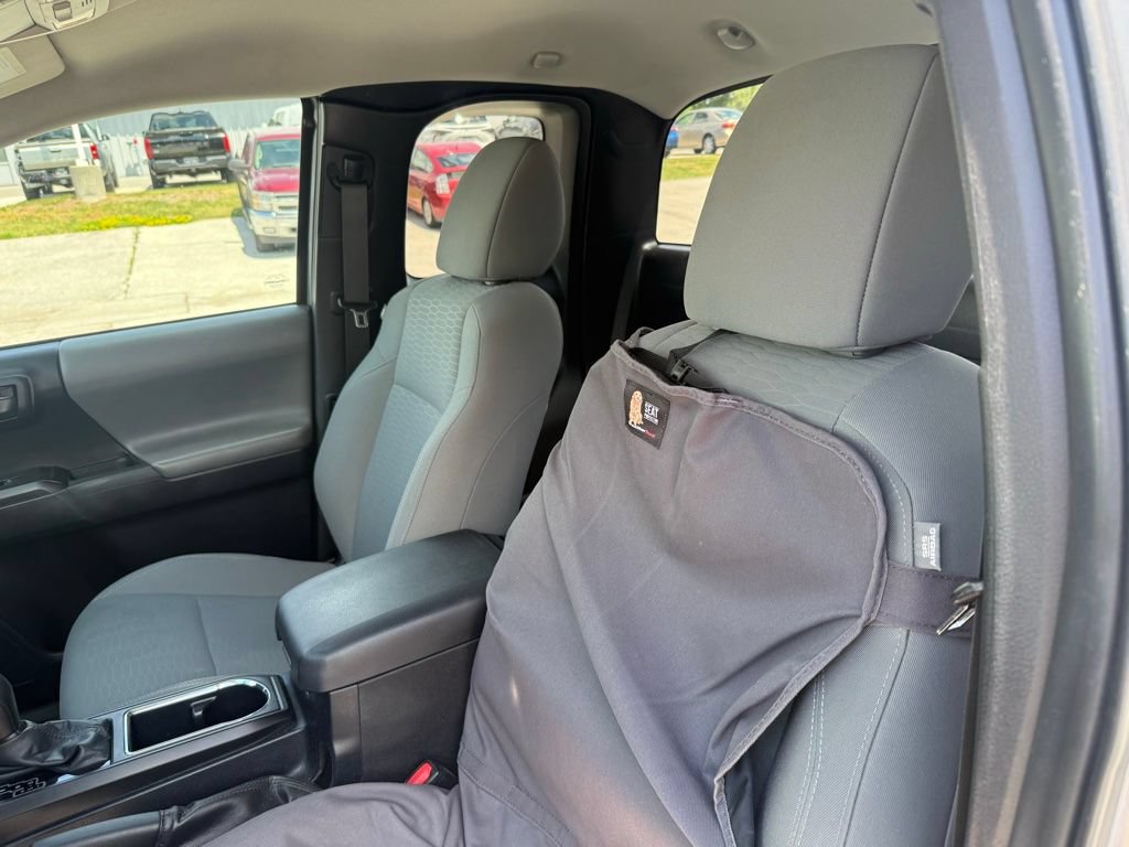 Used 2019 Toyota Tacoma SR RWD image 6