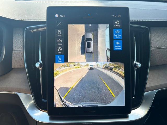 Certified 2025 Volvo XC90 B5 Plus AWD/4WD image 26