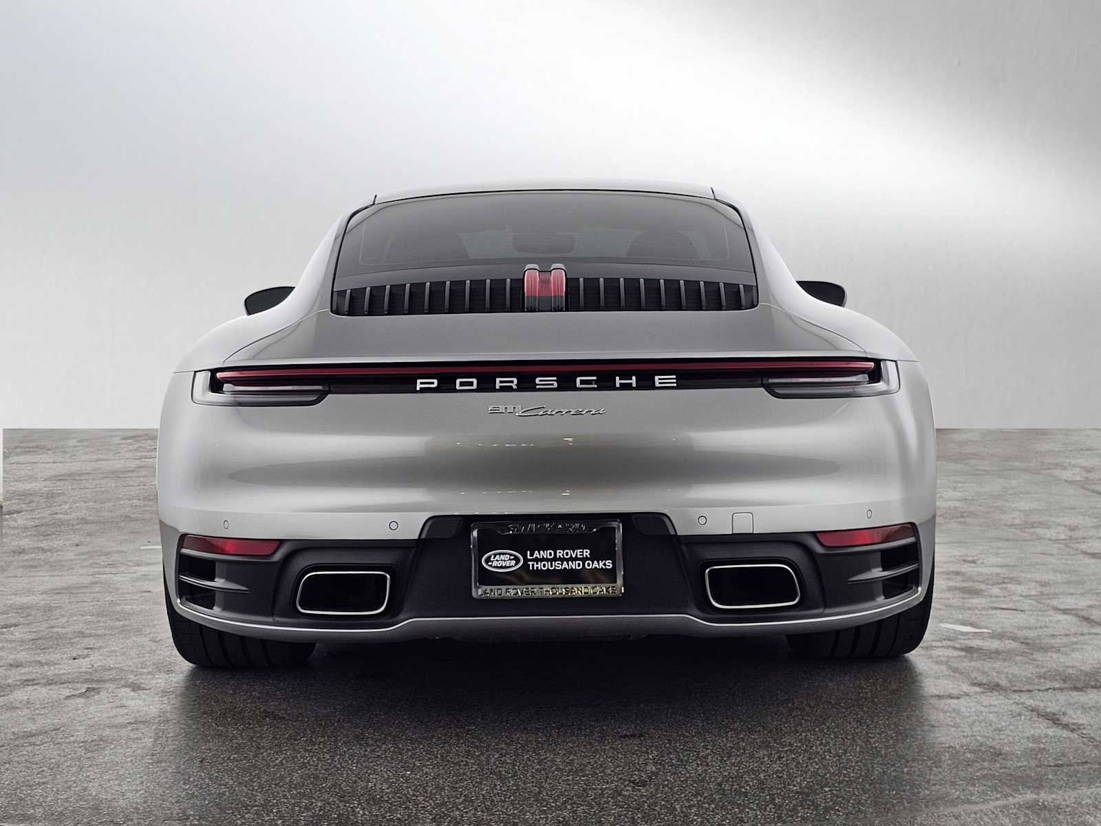 Used 2021 Porsche 911 Carrera image 4
