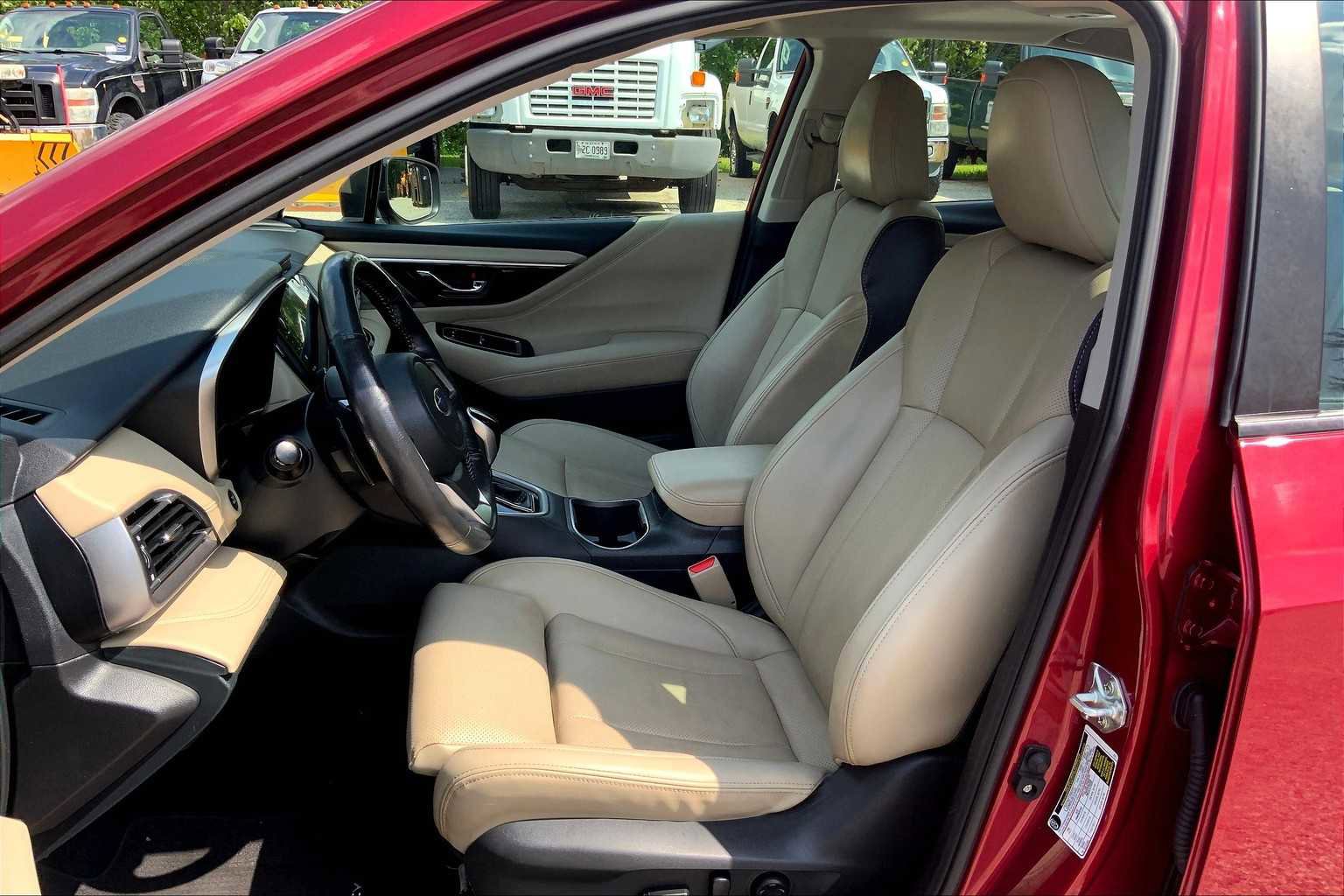 Used 2024 Subaru Legacy Limited image 9