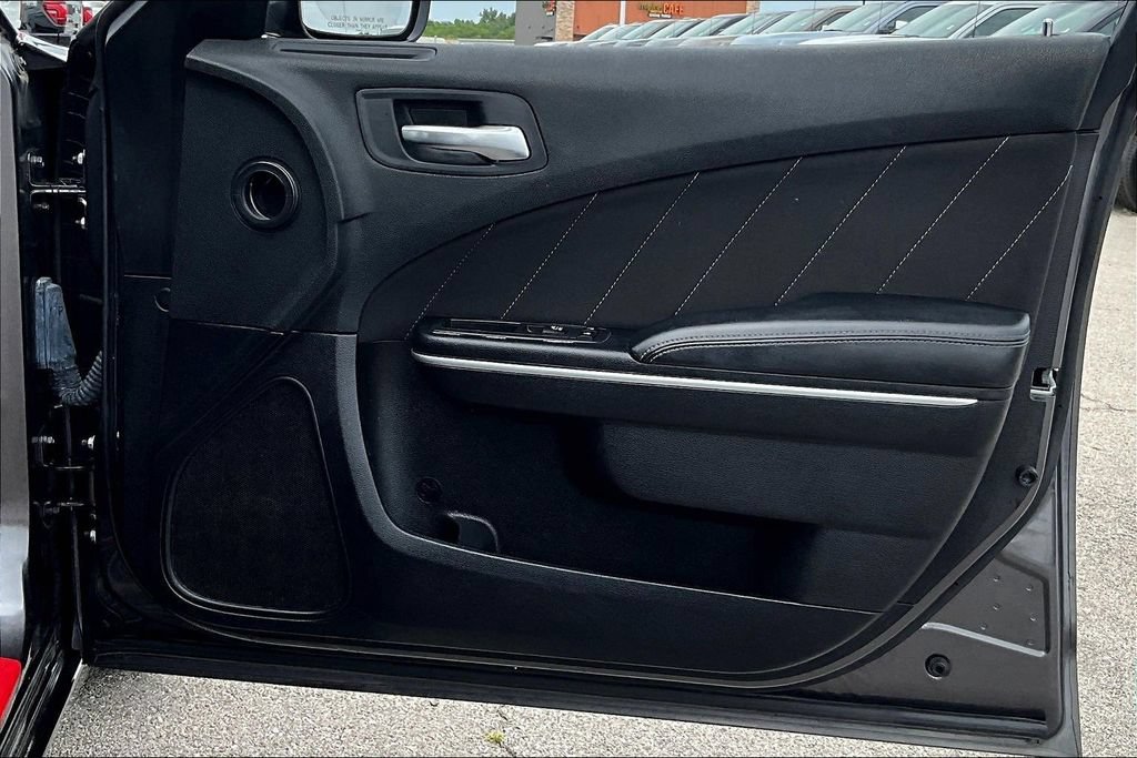 Used 2021 Dodge Charger SXT RWD image 19