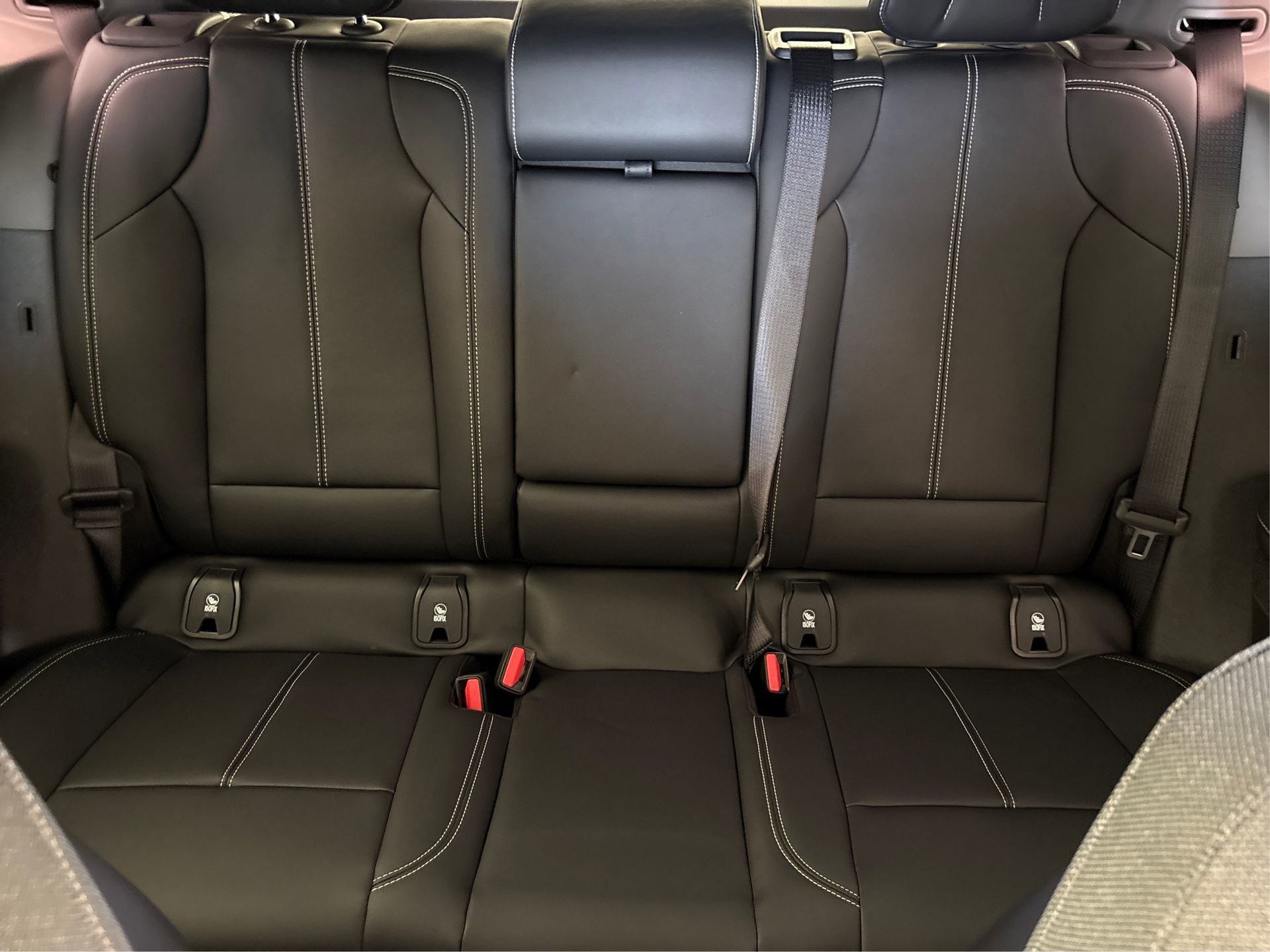 New 2025 Cadillac Optiq Luxury 1 image 17