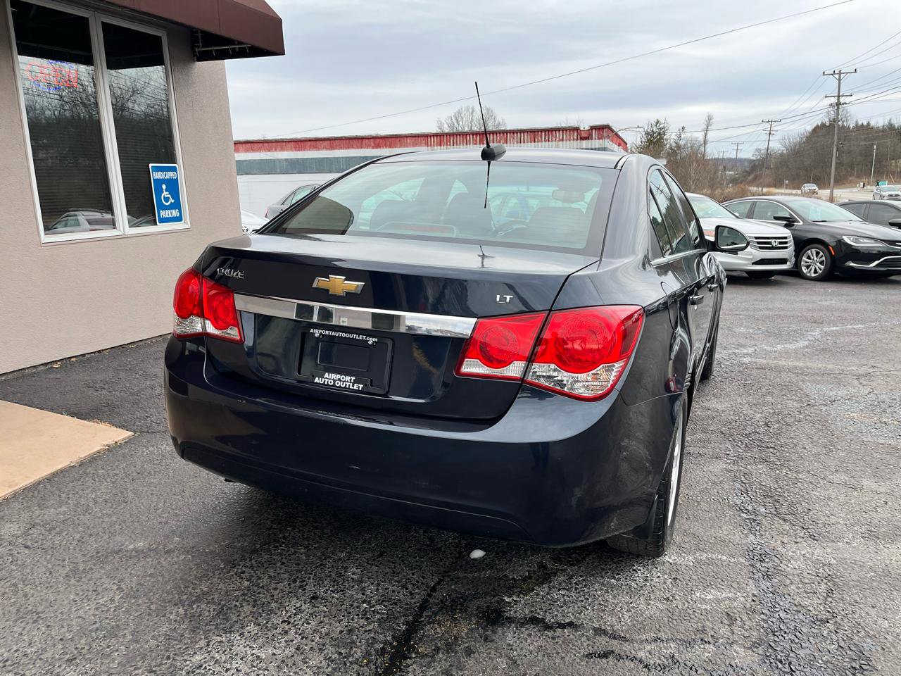 Used 2016 Chevrolet Cruze LT FWD image 5