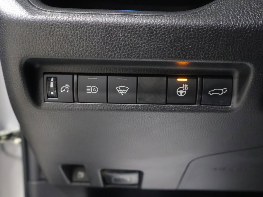 Used 2021 Toyota RAV4 XSE image 38