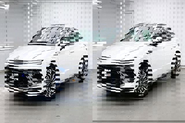 New 2026 Hyundai Sonata Limited image 2
