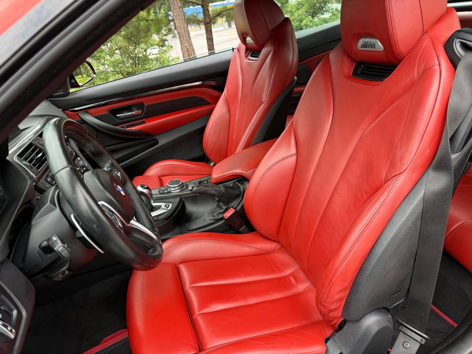 Used 2016 BMW M4 Convertible RWD image 37