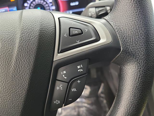 Used 2020 Ford Fusion SE image 21