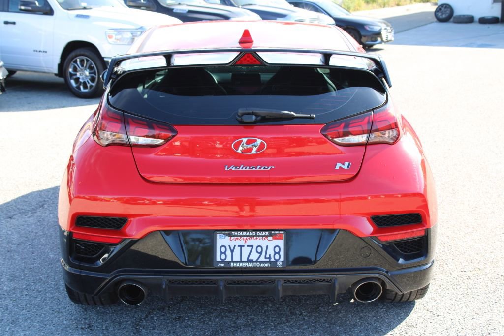 Used 2022 Hyundai Veloster N image 5