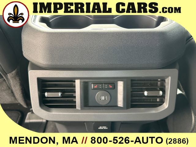 New 2026 Ford F350 Lariat w/ Black Appearance Package image 17