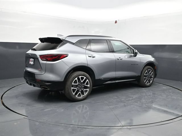 Used 2025 Chevrolet Blazer RS AWD/4WD image 9