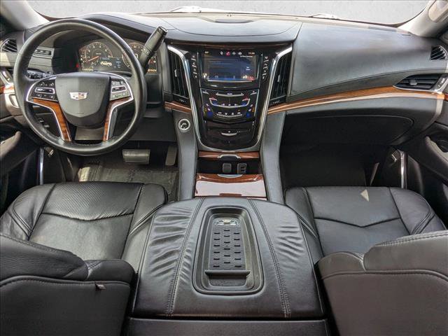Used 2015 Cadillac Escalade ESV Premium RWD image 17