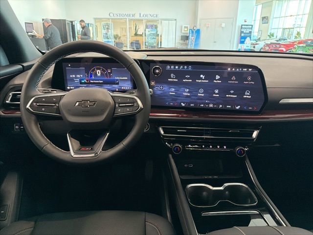 New 2026 Chevrolet Traverse Z71 w/ Driver Confidence Package AWD/4WD image 24