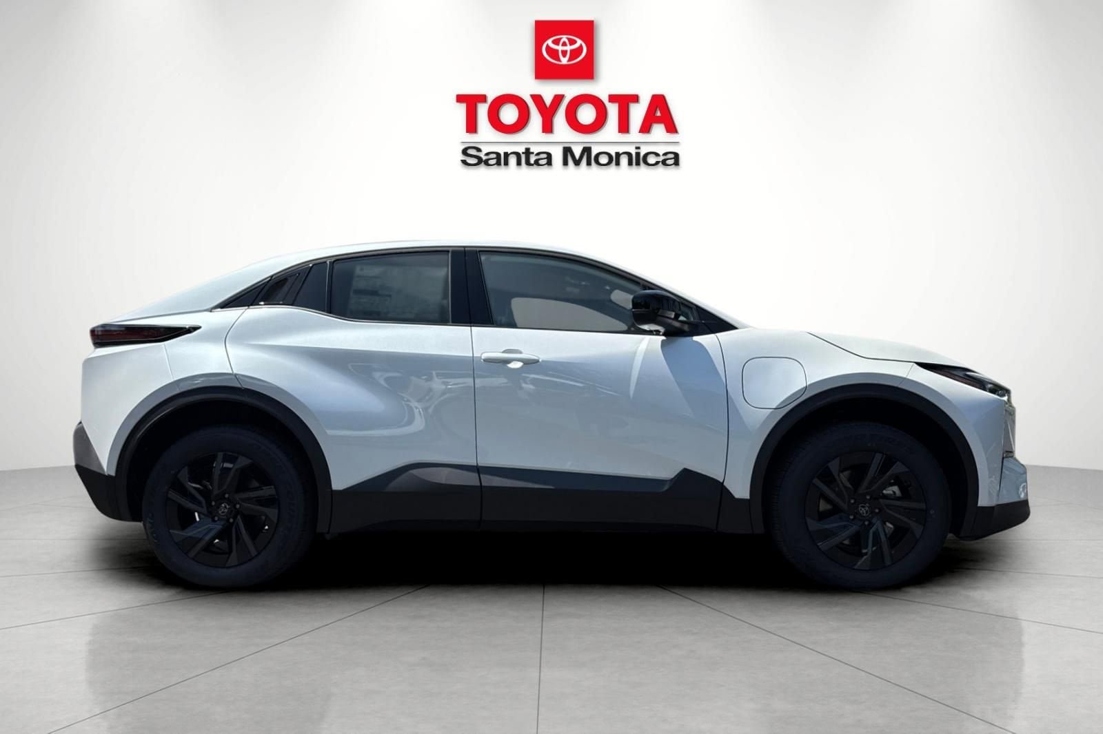 New 2026 Toyota C-HR AWD/4WD image 2