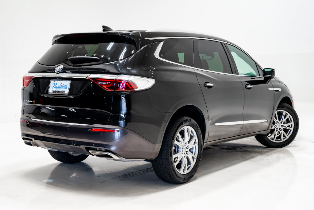 Used 2023 Buick Enclave Essence w/ Experience Buick Package FWD image 38