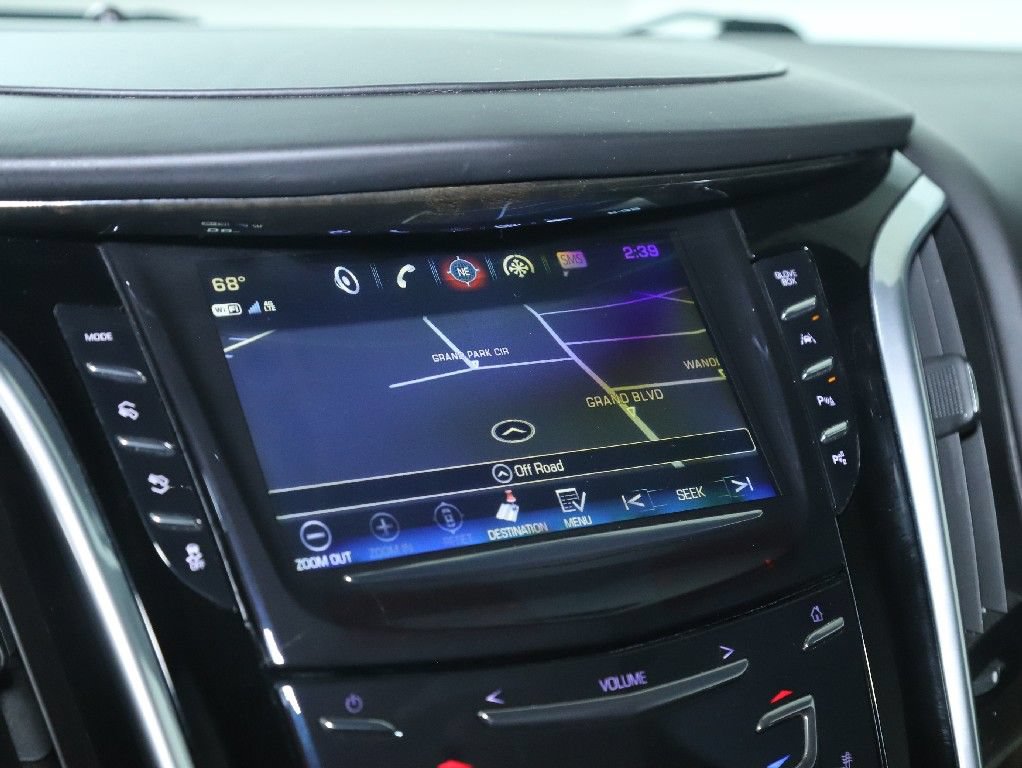 Used 2020 Cadillac Escalade Platinum AWD/4WD image 31