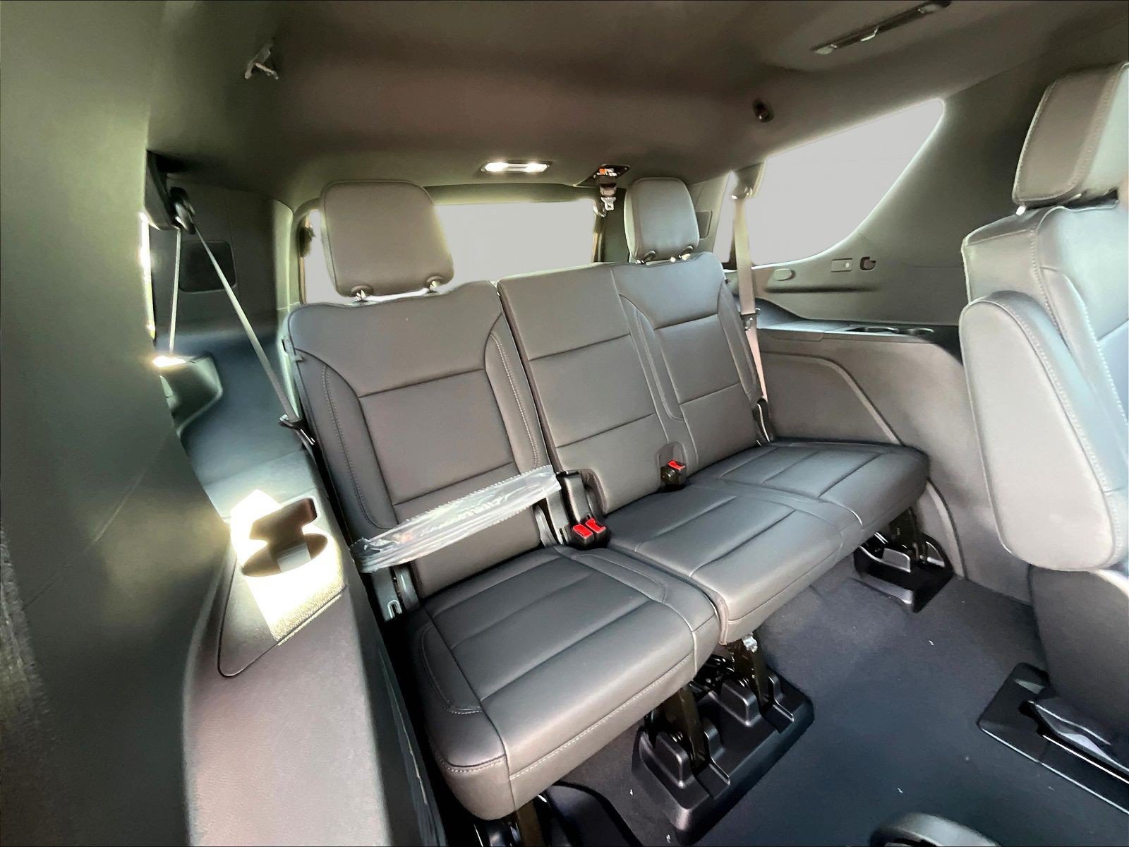 New 2026 Chevrolet Tahoe Z71 w/ Comfort Package AWD/4WD image 21