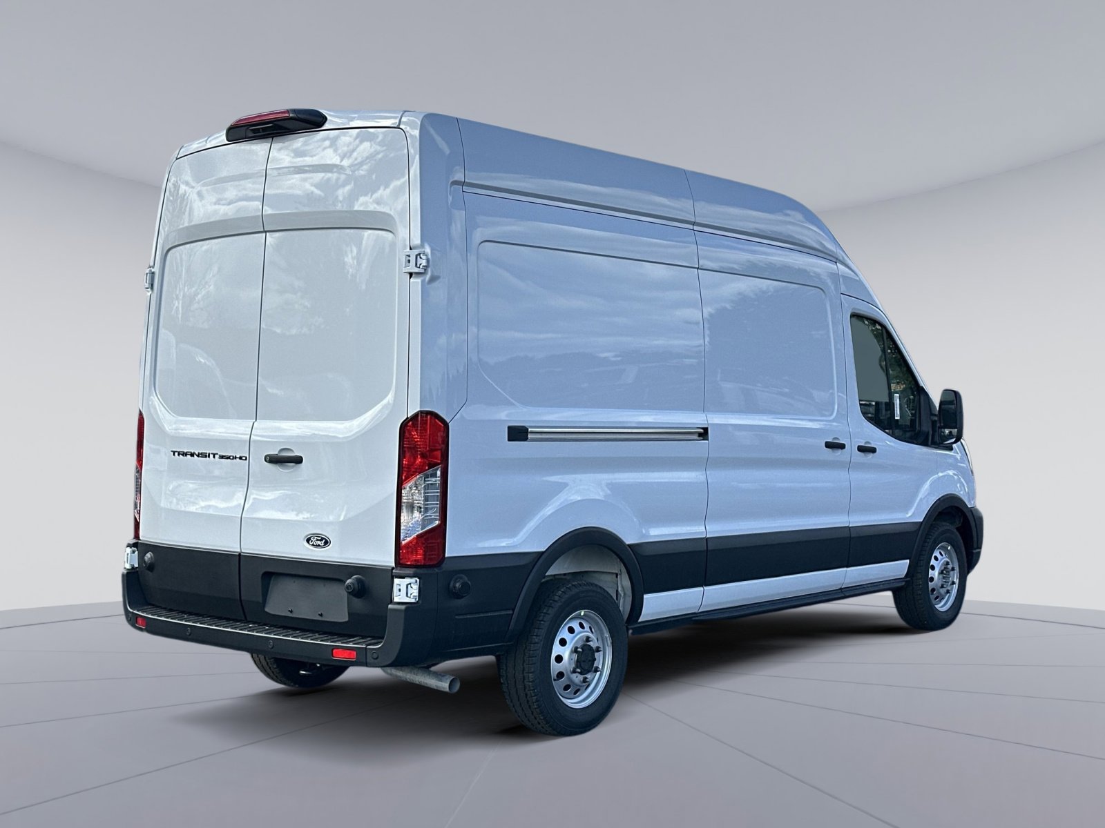 New 2026 Ford Transit 350 148 High Roof w/ Load Area Protection Package image 7