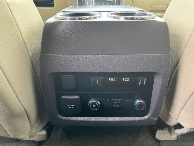 Used 2015 Lincoln Navigator L 4WD w/ Equipment Group 101A Reserve image 24