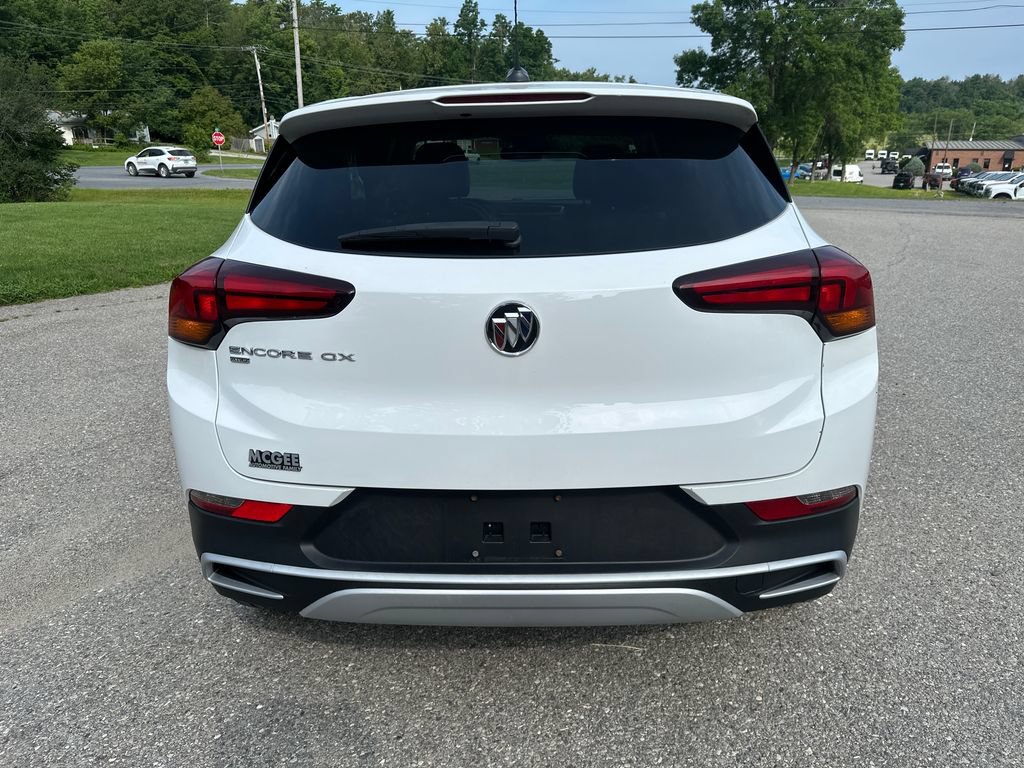 Used 2022 Buick Encore GX Preferred w/ Cold Weather Comfort Package AWD/4WD image 4