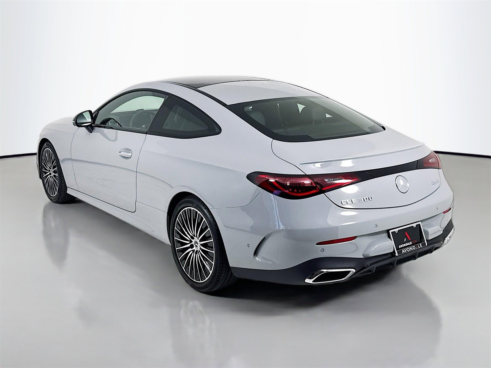 Used 2024 Mercedes-Benz CLE 300 4MATIC Coupe image 5