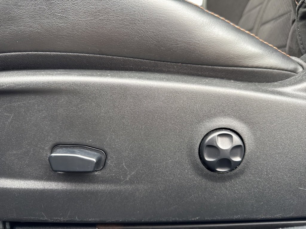 Used 2020 Dodge Challenger R/T image 31