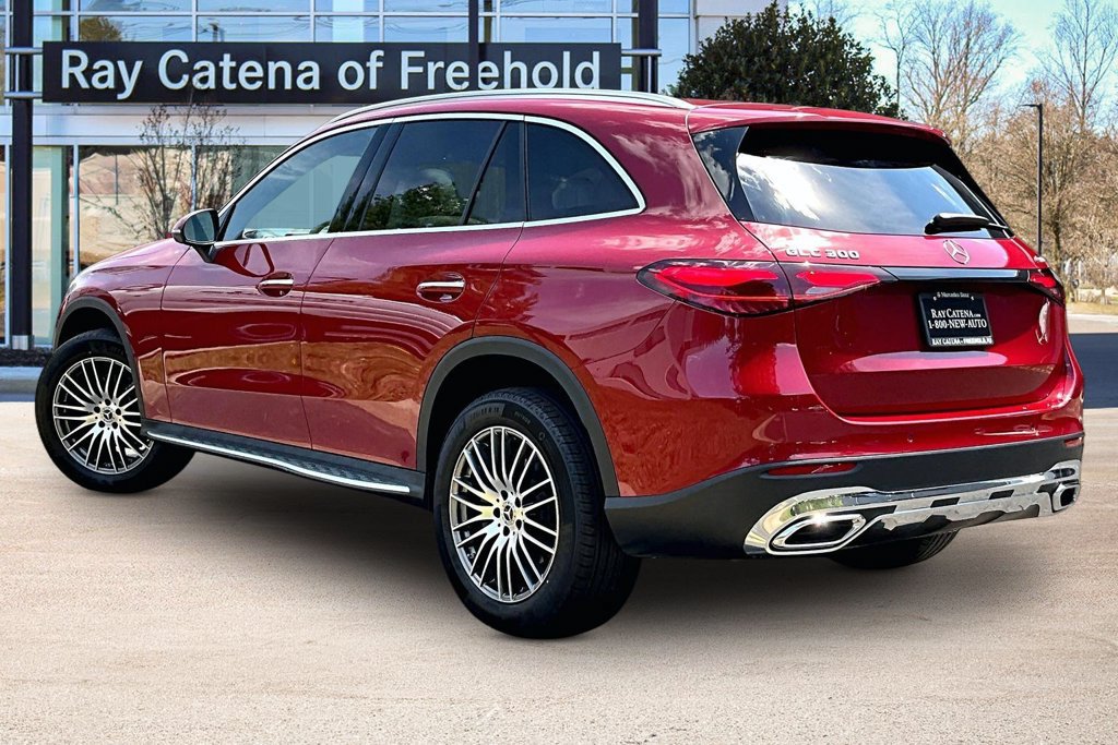Used 2026 Mercedes-Benz GLC 300 4MATIC image 12