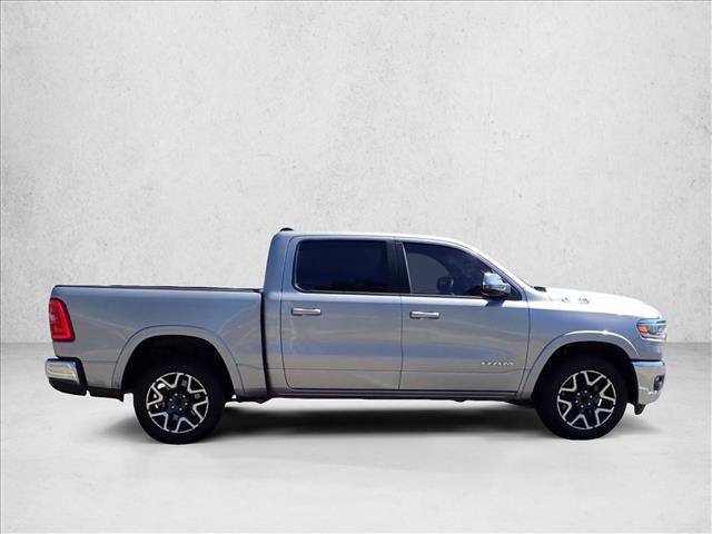 Used 2025 RAM 1500 Laramie AWD/4WD image 4