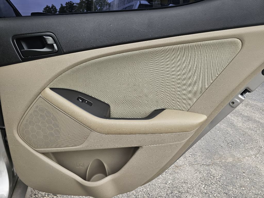 Used 2014 Kia Optima LX FWD image 32