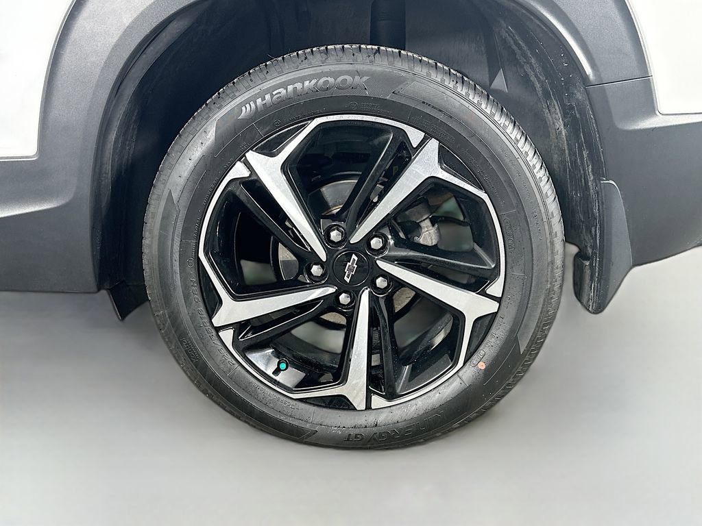 Used 2023 Chevrolet TrailBlazer RS w/ Convenience Package image 34