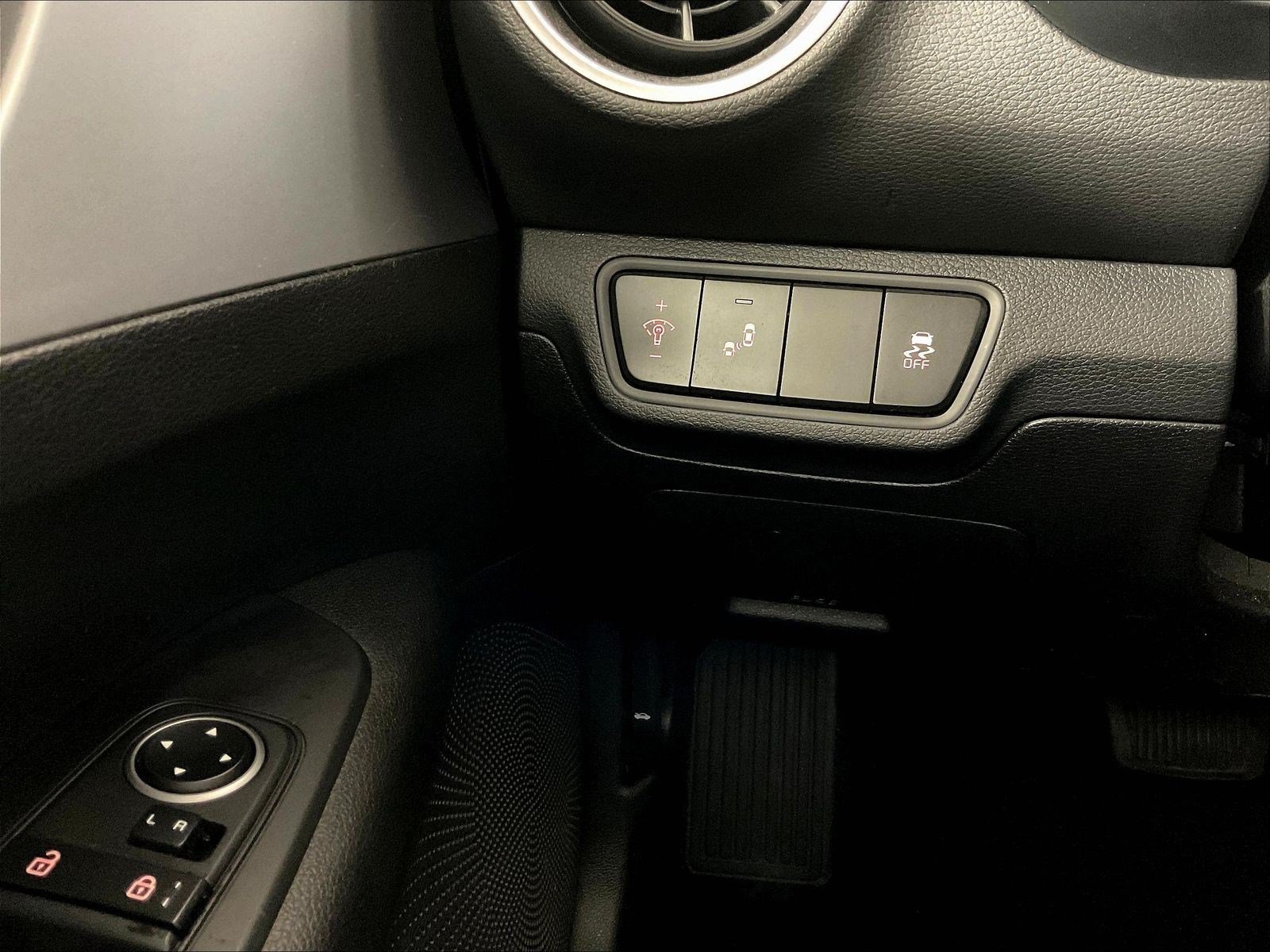 Certified 2023 Kia Forte LXS w/ LXS Technology Package FWD image 15