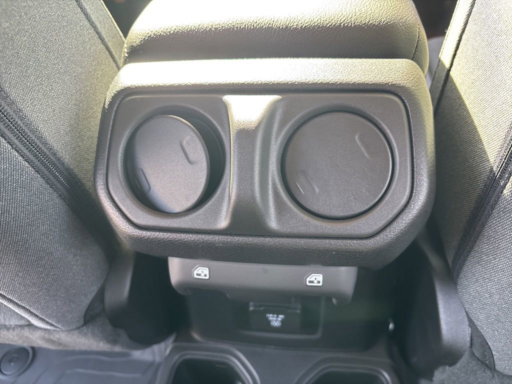 New 2025 Jeep Gladiator Willys AWD/4WD image 13