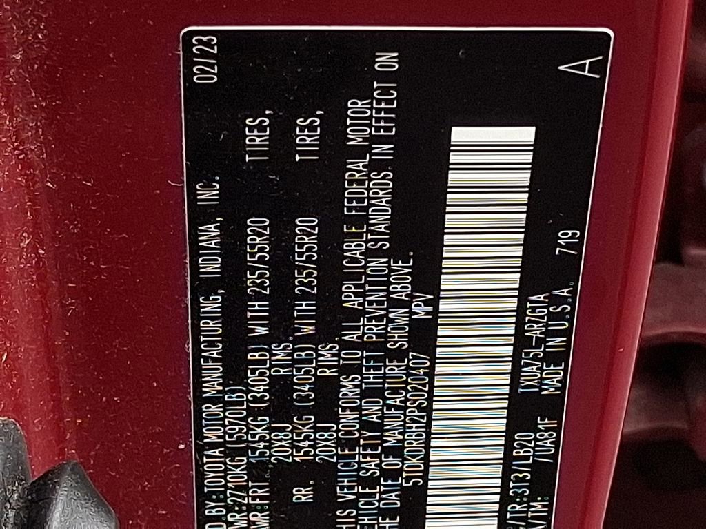 Used 2023 Toyota Highlander Limited image 22