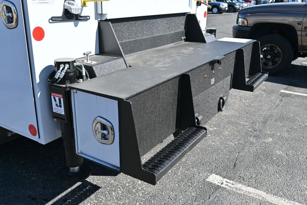 New 2026 Ford F750 2WD SuperCab Super Duty image 17