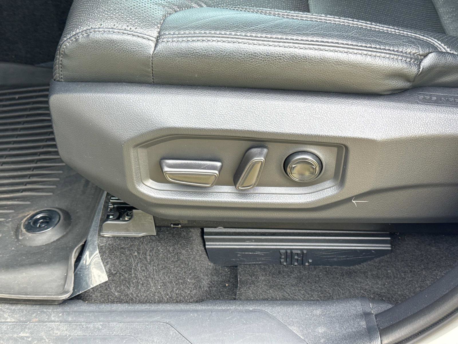 Used 2022 Toyota Tundra Limited AWD/4WD image 20