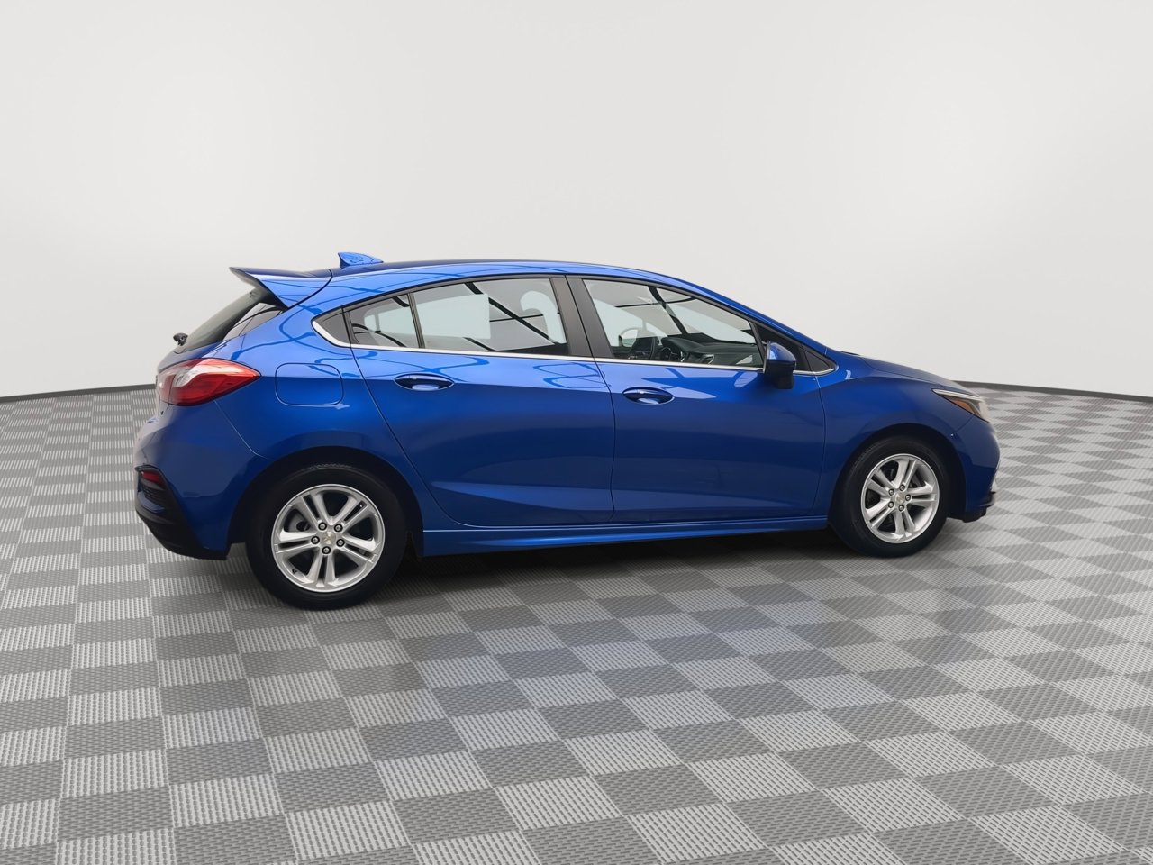 Used 2017 Chevrolet Cruze LT w/ Convenience Package image 36