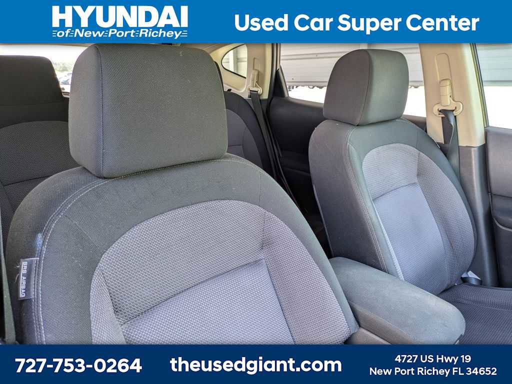 Used 2013 Nissan Rogue SV w/ Premium Pkg AWD/4WD image 6