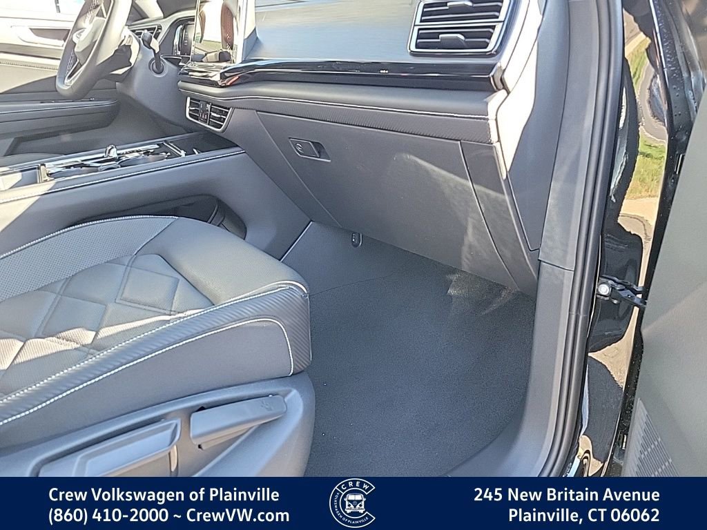 New 2026 Volkswagen Atlas Cross Sport SE image 41