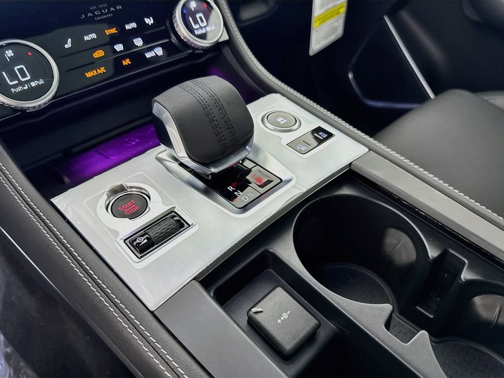 New 2026 Jaguar F-PACE R-Dynamic S AWD/4WD image 17
