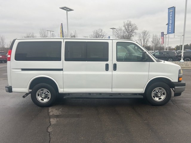 Used 2021 Chevrolet Express 3500 LT w/ LT Preferred Equipment Group image 4