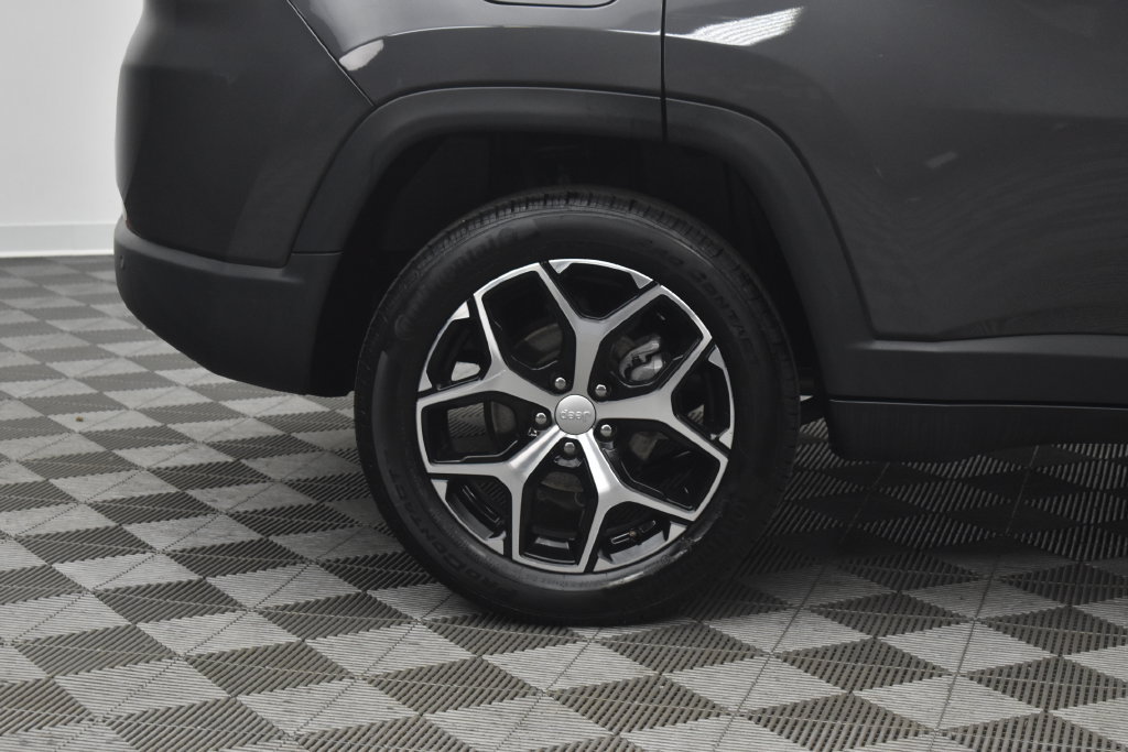 Used 2024 Jeep Compass Limited AWD/4WD image 26
